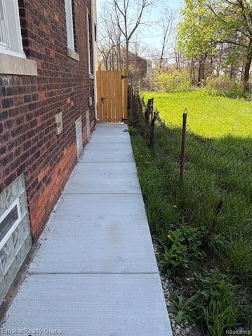 1341 & 1343 Seward Street, Detroit, MI 48202