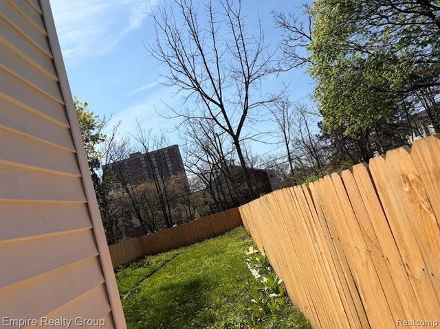 1341 & 1343 Seward Street, Detroit, MI 48202