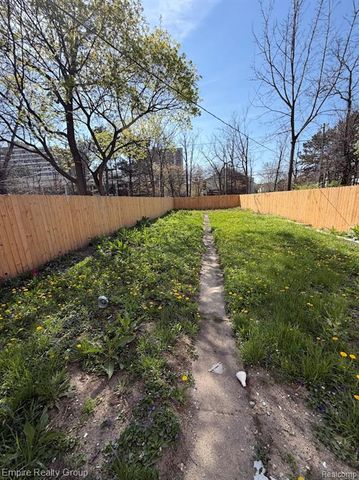 1341 & 1343 Seward Street, Detroit, MI 48202