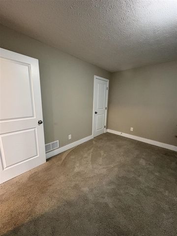 4630 Cider Wood Drive, Walker, MI 49534