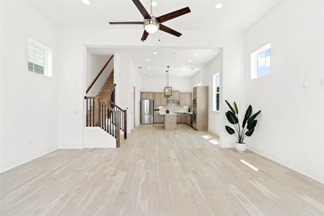 4505 Grassland DR, Austin, TX 78723