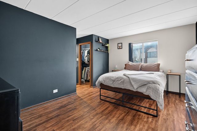 14015 Laramie Avenue 316, Crestwood, IL 60418