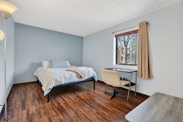 14015 Laramie Avenue 316, Crestwood, IL 60418