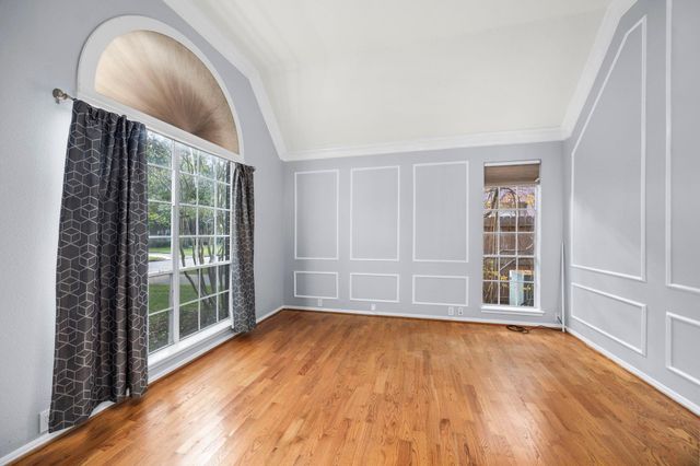 1306 Blackthorne Drive, Houston, TX 77094