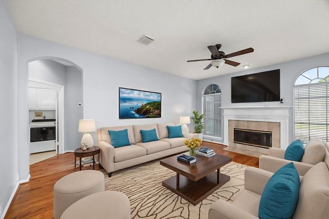 1306 Blackthorne Drive, Houston, TX 77094