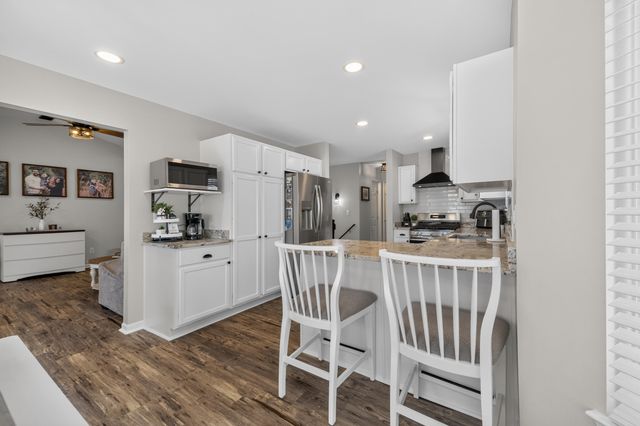23509 W Creek Drive 36, New Boston, MI 48164