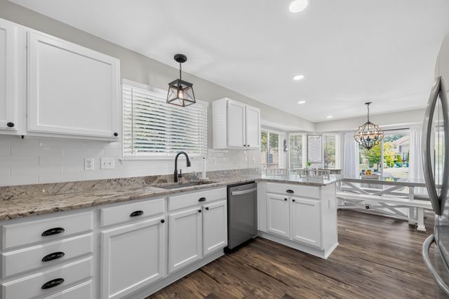23509 W Creek Drive 36, New Boston, MI 48164