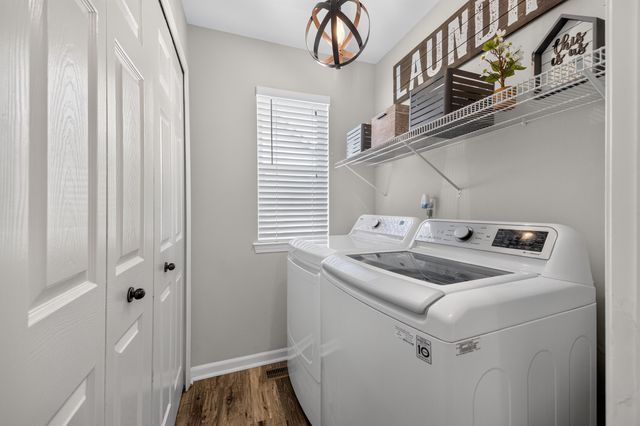 23509 W Creek Drive 36, New Boston, MI 48164