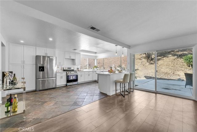 1790 Laurel Canyon Way, Corona, CA 92881