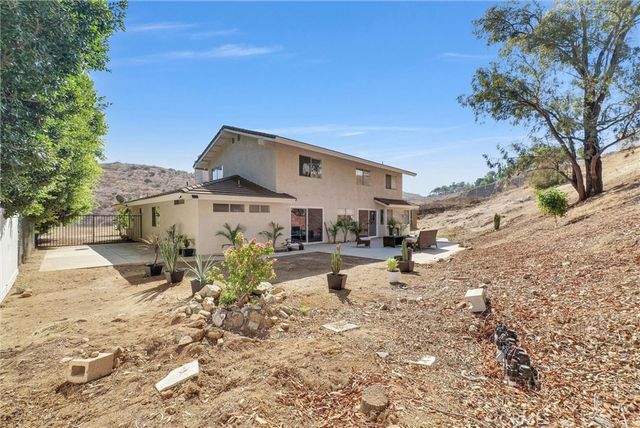 1790 Laurel Canyon Way, Corona, CA 92881