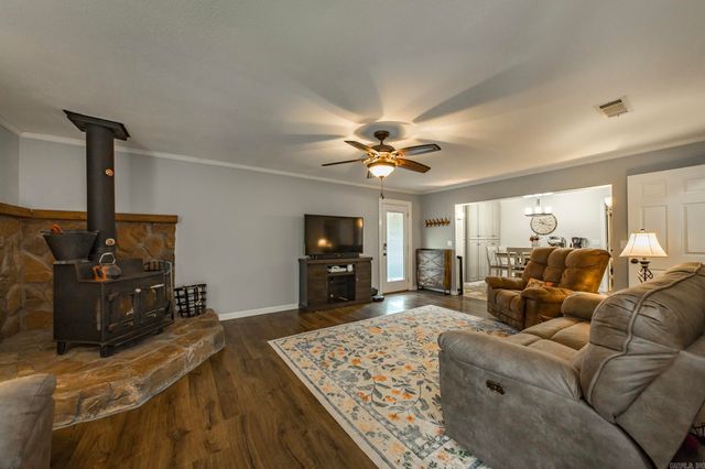 391 Stoney Point Church, Beebe, AR 72012