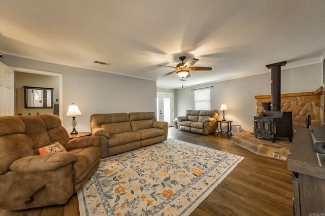 391 Stoney Point Church, Beebe, AR 72012