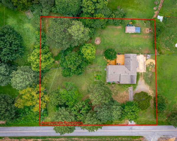 391 Stoney Point Church, Beebe, AR 72012