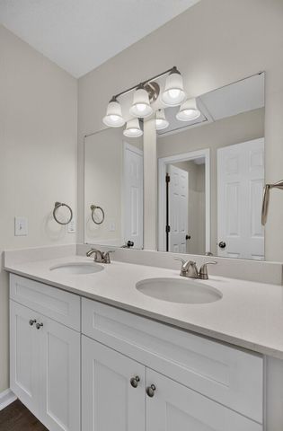 180 Hainsworth Drive, North Charleston, SC 29418