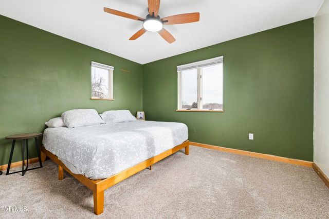 317 Sawyer Circle, Bluff City, TN 37618