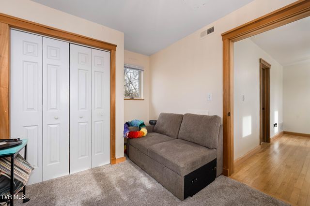 317 Sawyer Circle, Bluff City, TN 37618