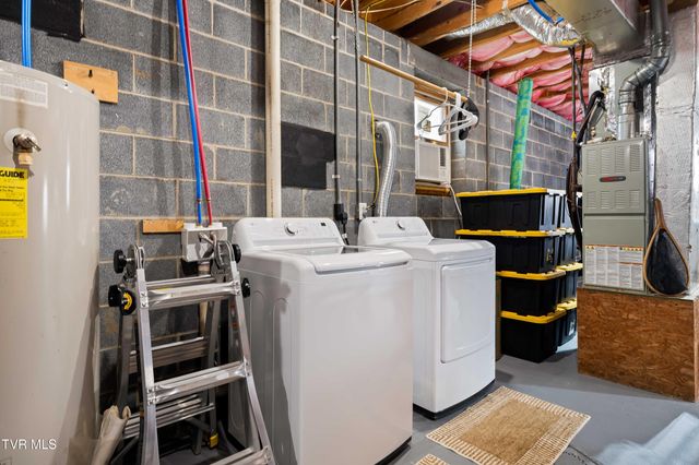 317 Sawyer Circle, Bluff City, TN 37618