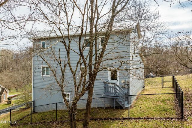 317 Sawyer Circle, Bluff City, TN 37618