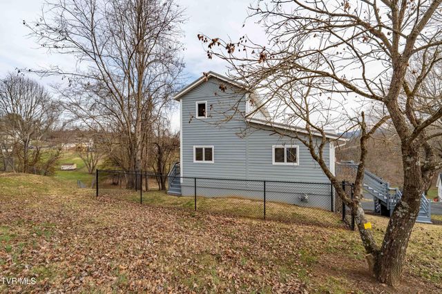 317 Sawyer Circle, Bluff City, TN 37618