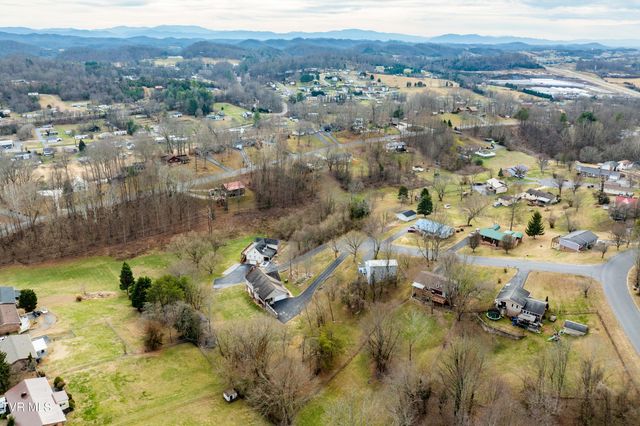 317 Sawyer Circle, Bluff City, TN 37618