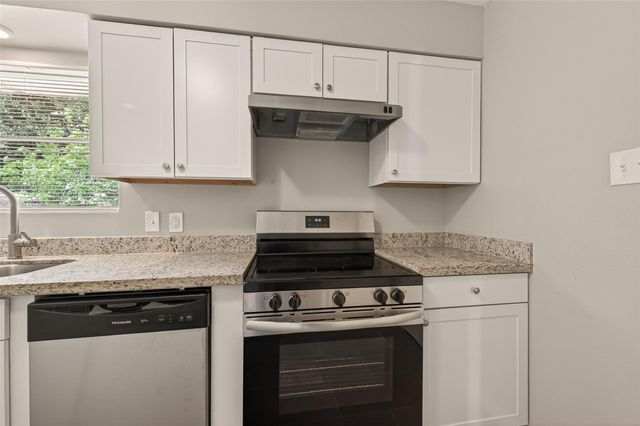 226 W 4th Street, Deer Park, TX 77536