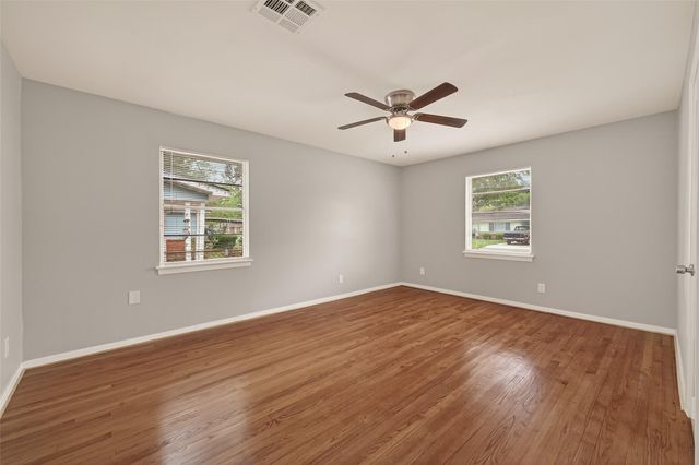 226 W 4th Street, Deer Park, TX 77536