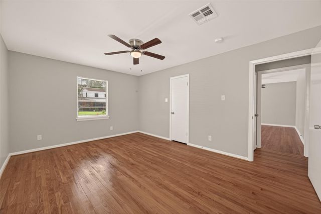 226 W 4th Street, Deer Park, TX 77536