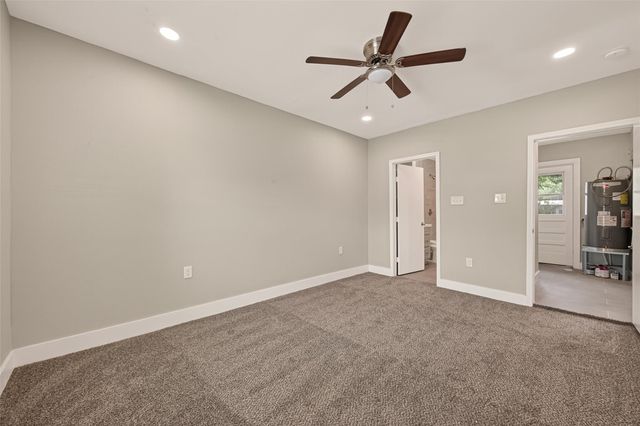 226 W 4th Street, Deer Park, TX 77536