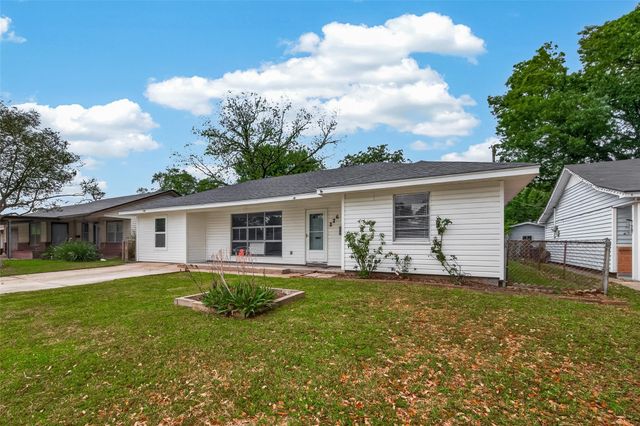 226 W 4th Street, Deer Park, TX 77536