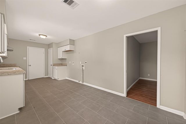 226 W 4th Street, Deer Park, TX 77536