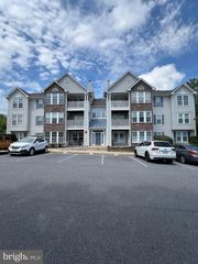 5660 WADE CT #M, Frederick, MD 21703