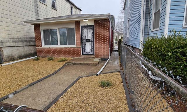6542 S Carpenter Street, Chicago, IL 60621