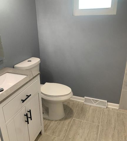 6542 S Carpenter Street, Chicago, IL 60621