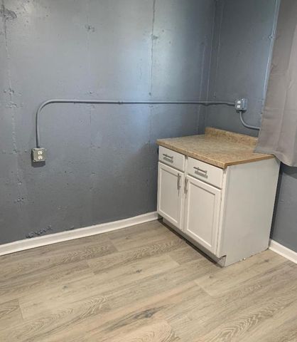 6542 S Carpenter Street, Chicago, IL 60621