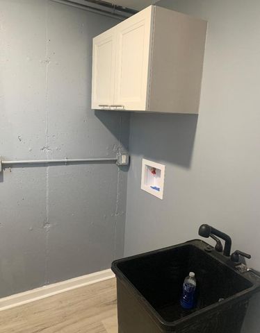 6542 S Carpenter Street, Chicago, IL 60621