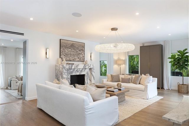 5401 Pine Tree Drive 5401, Miami Beach, FL 33140