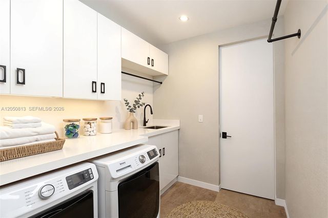 5401 Pine Tree Drive 5401, Miami Beach, FL 33140