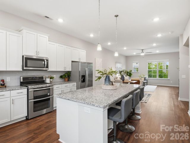1038 Doveridge Street, Charlotte, NC 28273