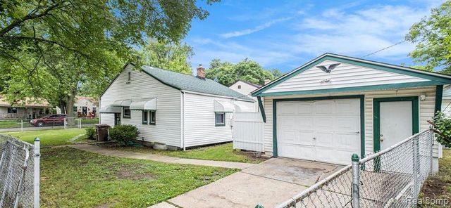 180 W Rutgers Avenue, Pontiac, MI 48340