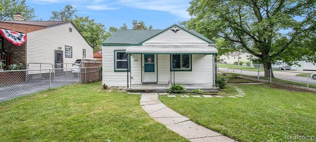 180 W Rutgers Avenue, Pontiac, MI 48340