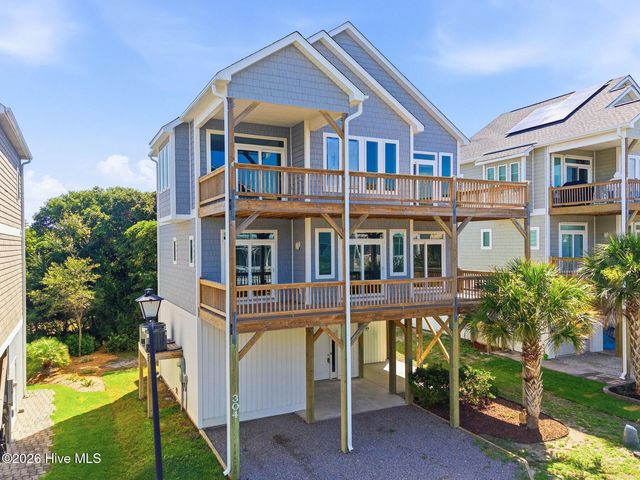 304 Oceanaire Lane, Surf City, NC 28445