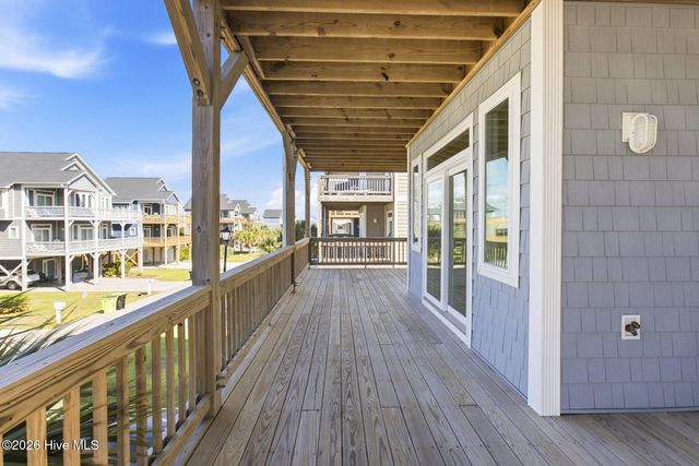 304 Oceanaire Lane, Surf City, NC 28445