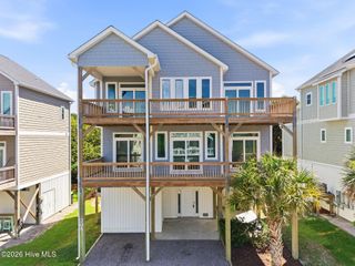 304 Oceanaire Lane, Surf City, NC 28445