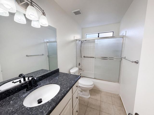 5901 Small Hill Ct, Citrus Heights, CA 95621