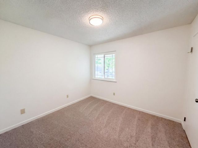 5901 Small Hill Ct, Citrus Heights, CA 95621