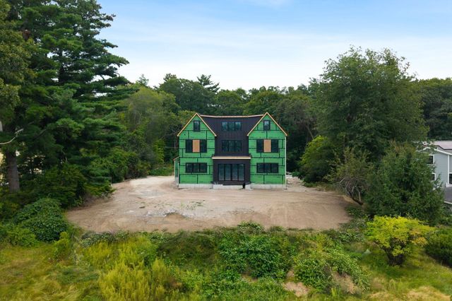 1125 South St, Needham, MA 02492