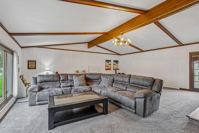 4614 Hamlet Place, Madison, WI 53714