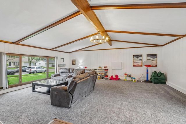 4614 Hamlet Place, Madison, WI 53714