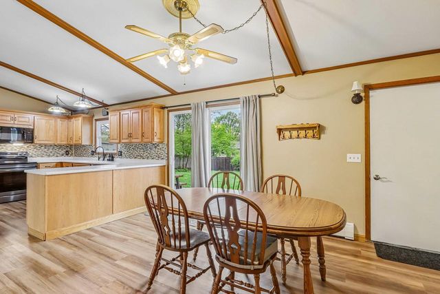 4614 Hamlet Place, Madison, WI 53714