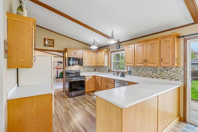 4614 Hamlet Place, Madison, WI 53714